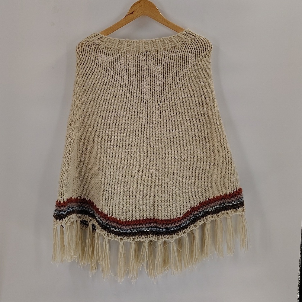 COCO + CARMEN poncho shrug OS Bohemian with fringe - Picture 4 of 6